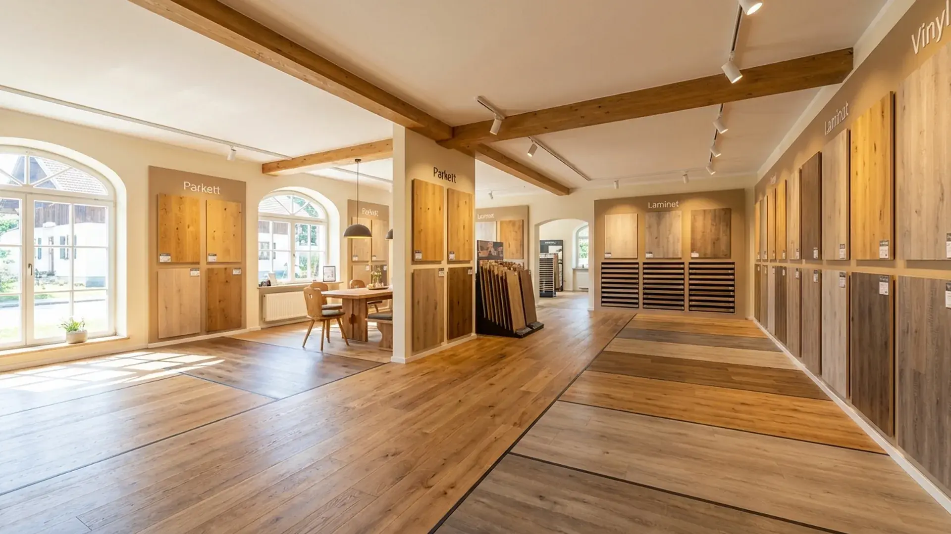 Bodenbeläge Showroom Königsbrunn – LanciuBau Guldenstraße 33