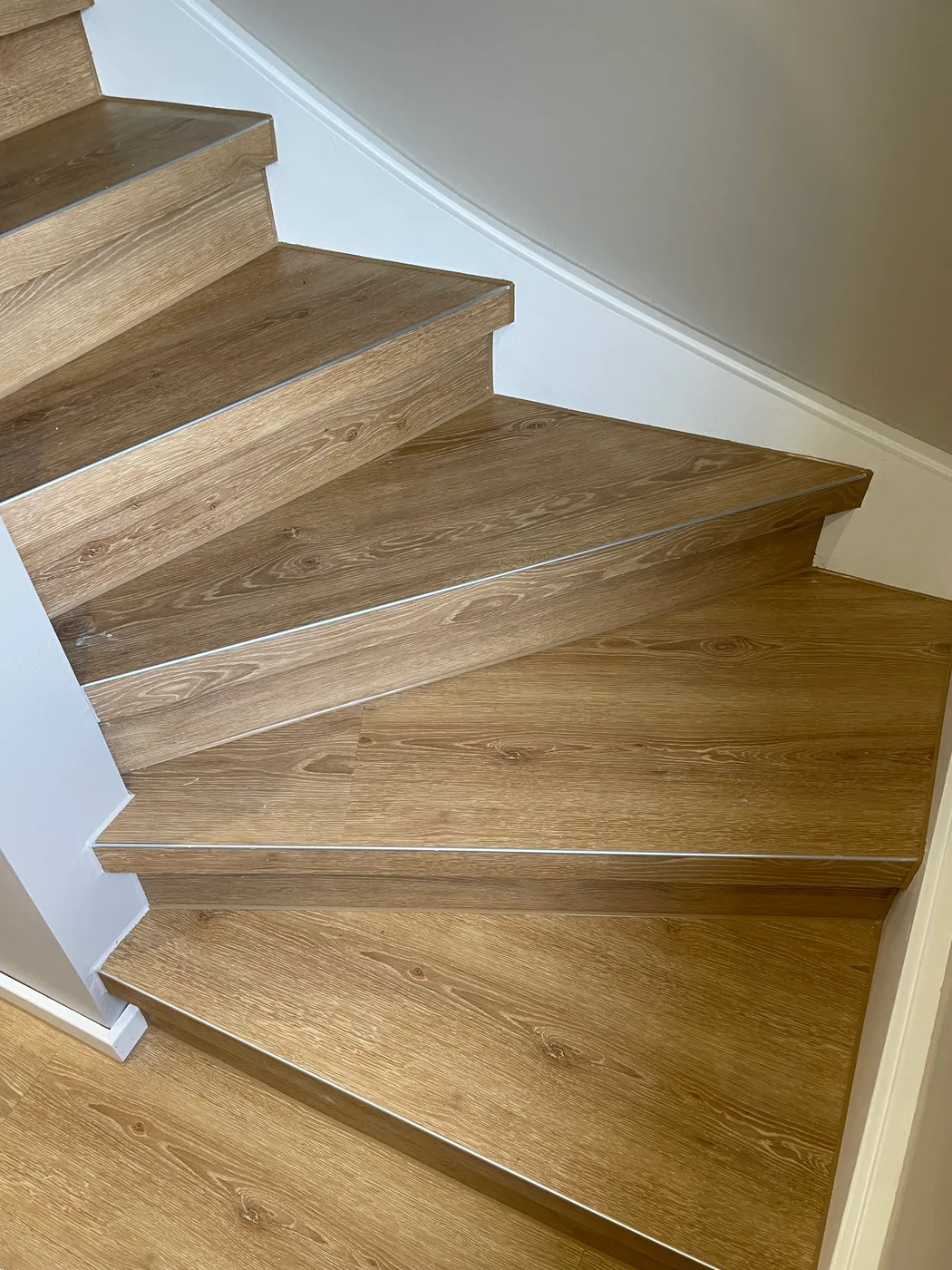 Treppenrenovierung Augsburg Kosten – LanciuBau Festpreisangebot für Treppe renovieren
